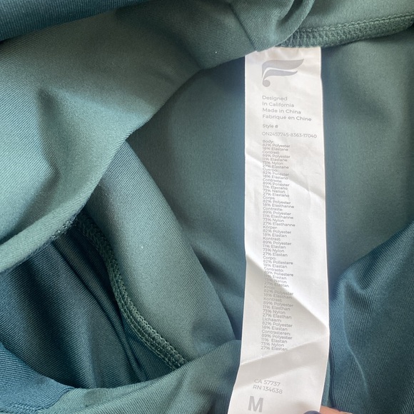 NWT Fabletics Oasis Twist Front Pocket 7/8 Jumpsuit Everpine Green Size M - Picture 12 of 14